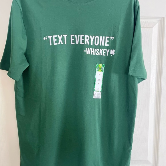 Gildan Other - St. Patrick’s Day Green Short Sleeve‎ Tee